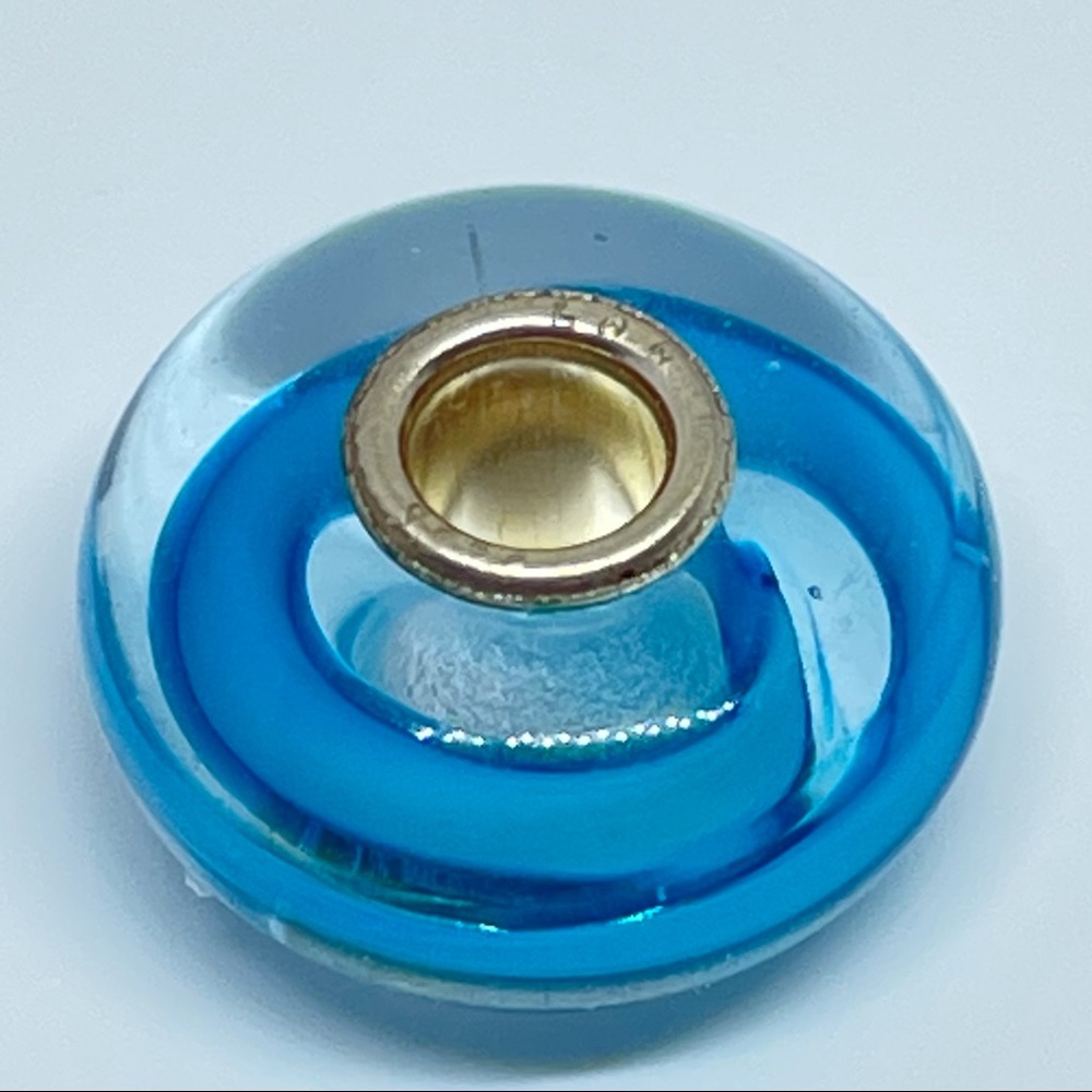 Trollbeads Turquoise Ribbon - Picture 5 of 5